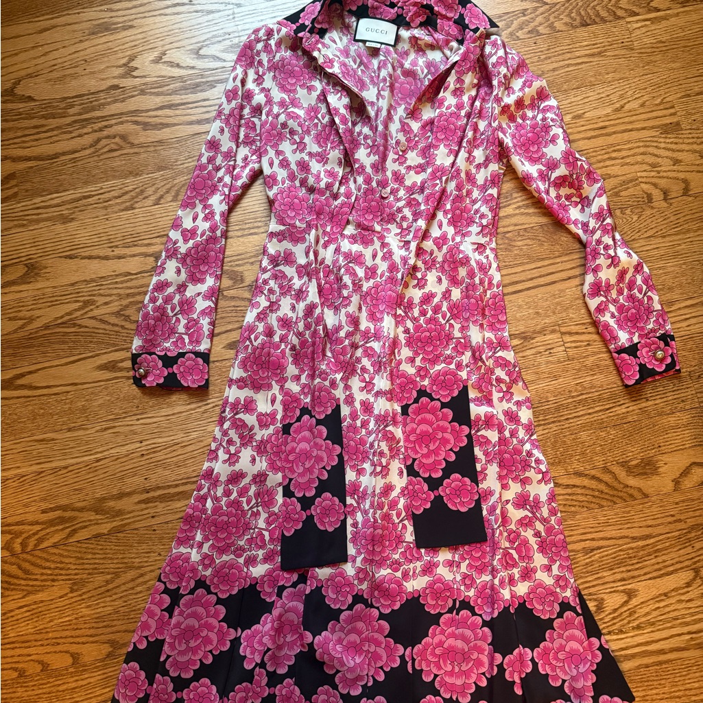 Gucci Pink And Black Floral Long Sleeve Dress